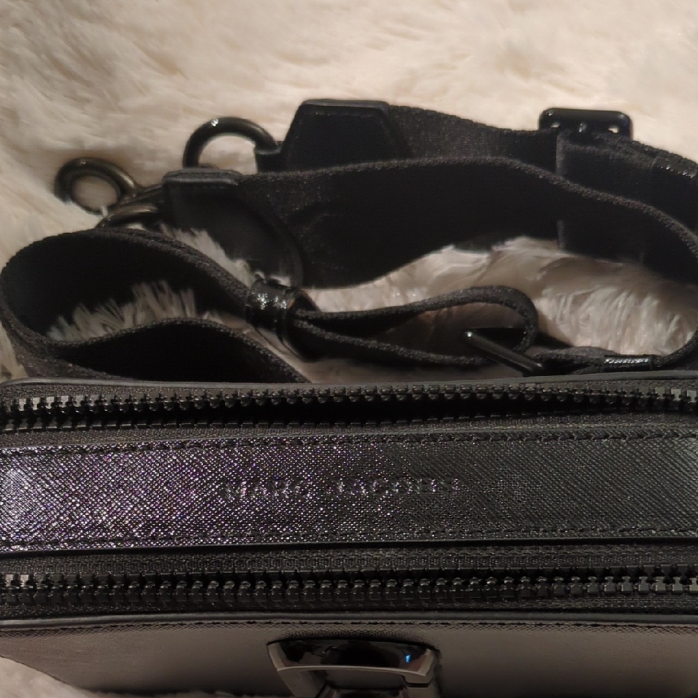 Marc Jacobs Black Crossbody Bag - Picture 4 of 6